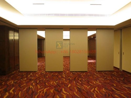 Ultime soluzioni aziendali su Pareti mobili: per scuole e uffici