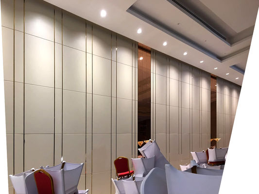 comprare Pareti divisorie pieghevoli scorrevoli in legno operabili per sale conferenze online manufacture