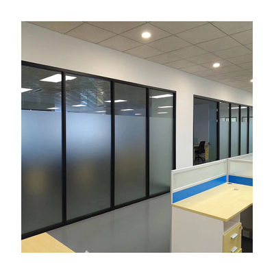 Un buon prezzo. Top Supported Manually Operated Office Glass Partition Wall with Convenient Operability and Tempered Glass in linea