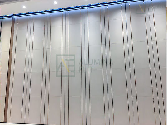 Un buon prezzo. Aluminum Commercial Operable Partition Wall System with 6061-T6 Profile and 304 Stainless Steel Roller in linea