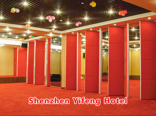 Un buon prezzo. Folding Glass Partition with Sound Insulation 30-42dB and Customizable Design for Easy Installation in linea