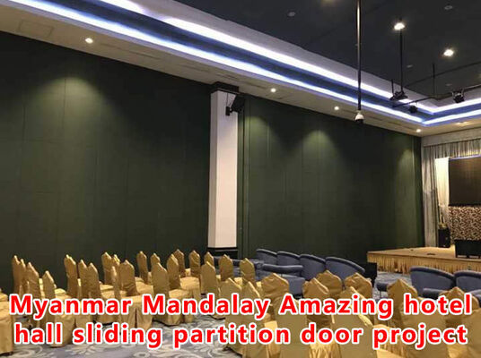 Un buon prezzo. German Partition Technology Movable Partition Wall with Dupont POM Roller and Aluminium-Steel Construction in linea