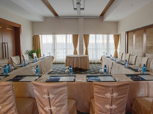 Un buon prezzo. Isolazione acustica Parete divisoria mobile con potenza di sigillamento 800N e attrazione magnetica 40N/m per alberghi in linea