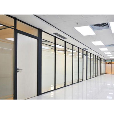Un buon prezzo. Top Supported Manually Operated Office Glass Partition Wall with Convenient Operability and Tempered Glass in linea