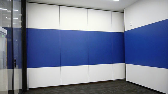Un buon prezzo. Porta divisoria pieghevole facile da installare versatile per la separazione dello spazio divisore in linea