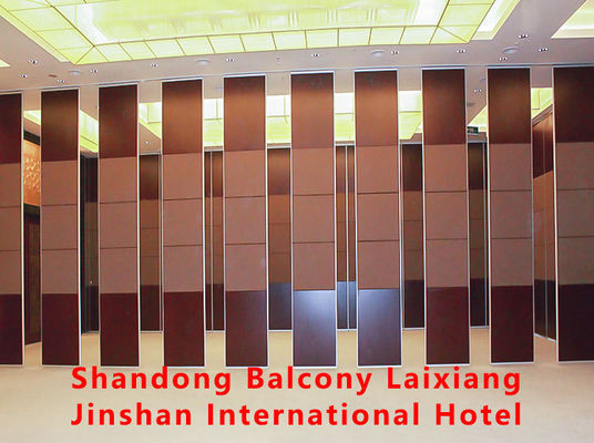 Un buon prezzo. 304 Stainless Steel Movable Partition Wall with Customizable Dimensions and Fire Resistant Temporary Wall Divider in linea