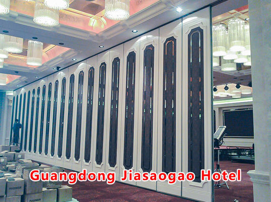 Un buon prezzo. Customized Demountable Office Glass Partition with 108mm Thickness and Up to 3000mm Height Aluminum Frame in linea