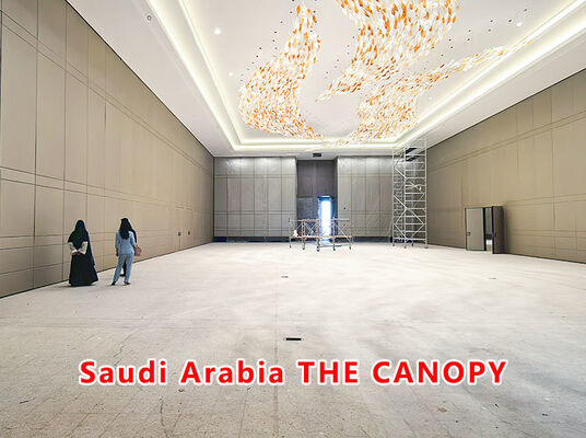 Un buon prezzo. Spessore di 89 cm Parete divisoria mobile con spessore di 68 cm e potenza di sigillamento di 800 N Parete divisoria operabile in linea